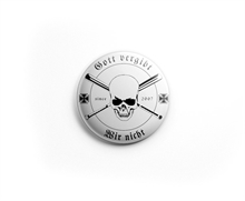 Tendenz - Gott vergibt, Button
